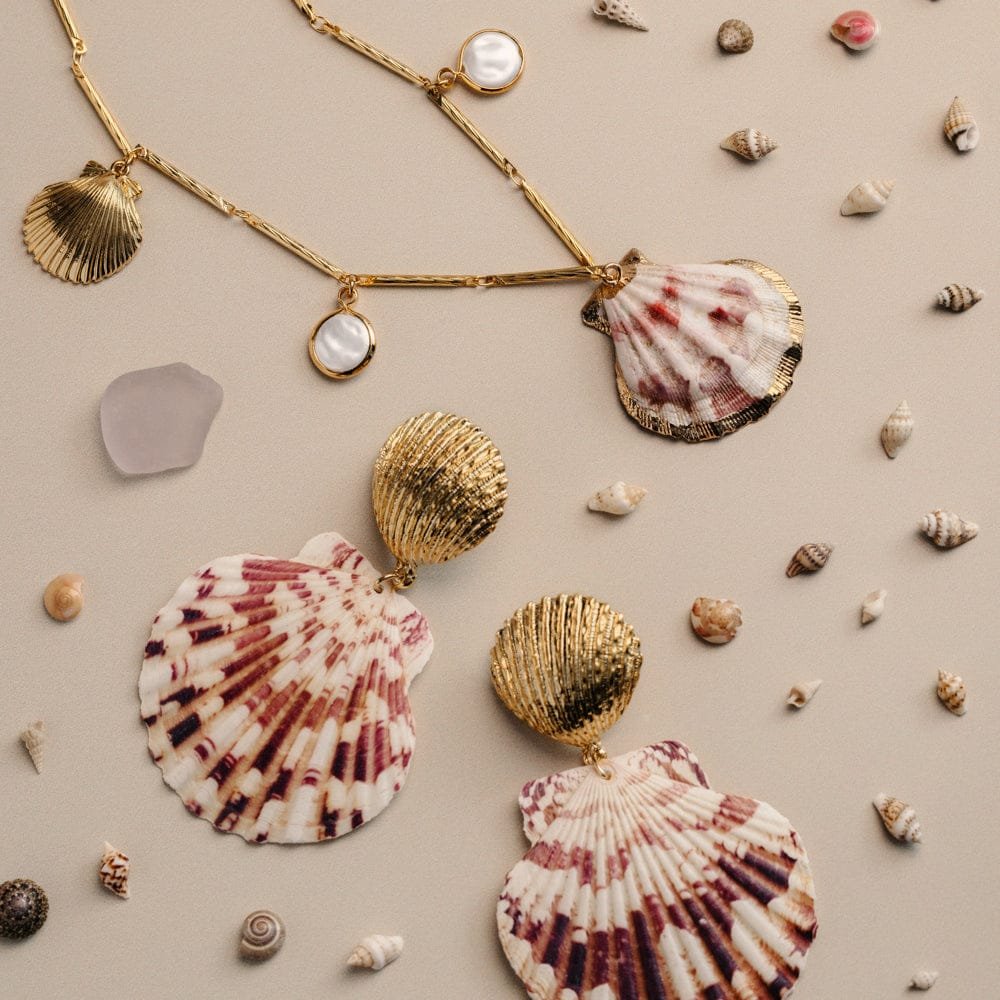 Mixed Shell & Pearl Charm Necklace - Image 4