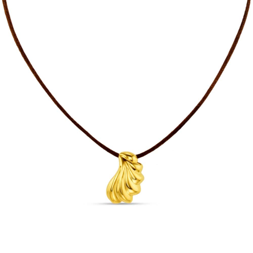 LUXE Shell Pendant Cord Necklace